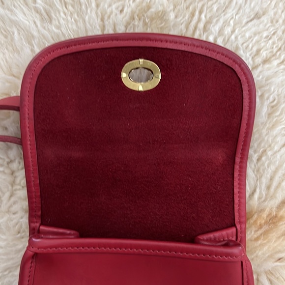 Vintage Coach Red Leather Side Pack 9978 - Picture 10 of 13